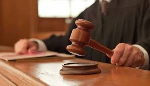 پشاور۔تھانہ تہکال قانونی کام کرنے اور بہادری دکھانے پر پولیس اہلکاروں کو سزا