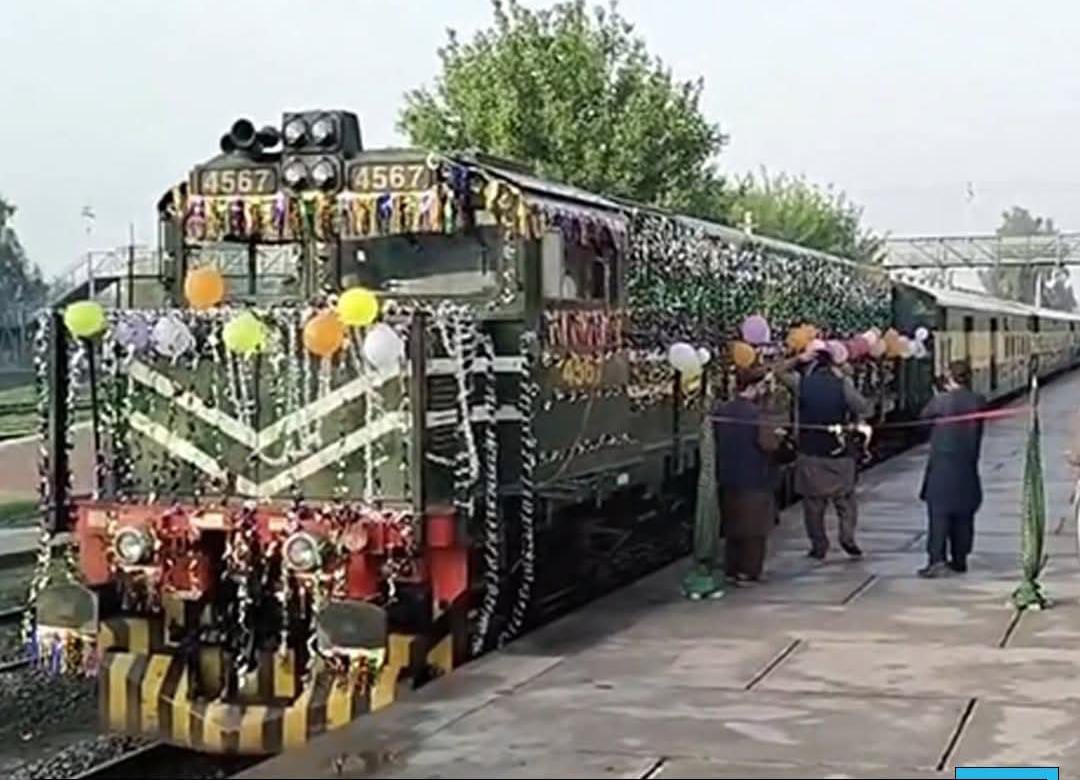 جعفر ایکسپریس 16 دن بعد پشاور ریلوے سٹیشن سے کوئٹہ کے لیے روانہ