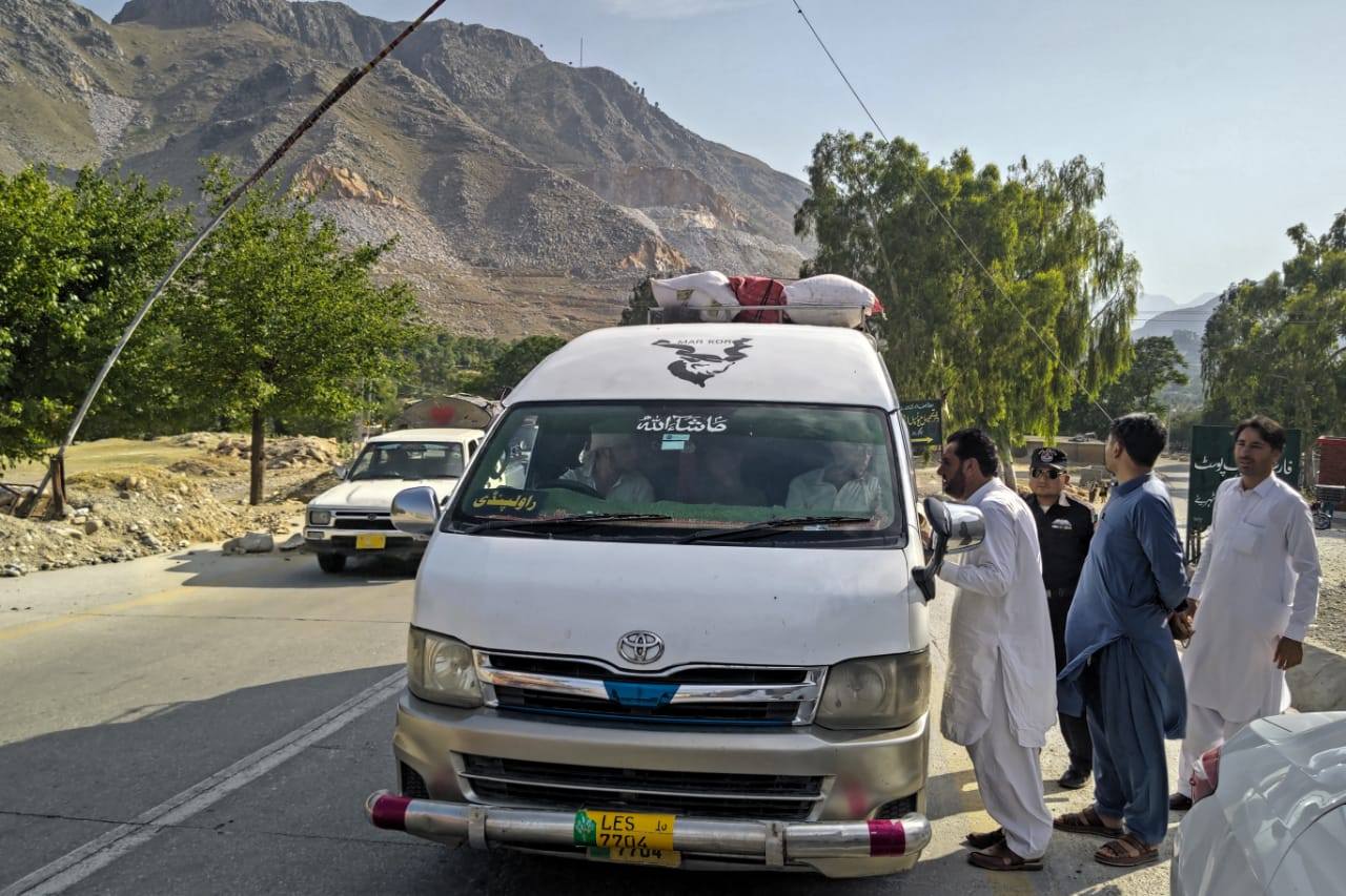 باجوڑ۔ زائد کرایہ لینے والے گاڑیوں کے خلاف کریک ڈاؤن