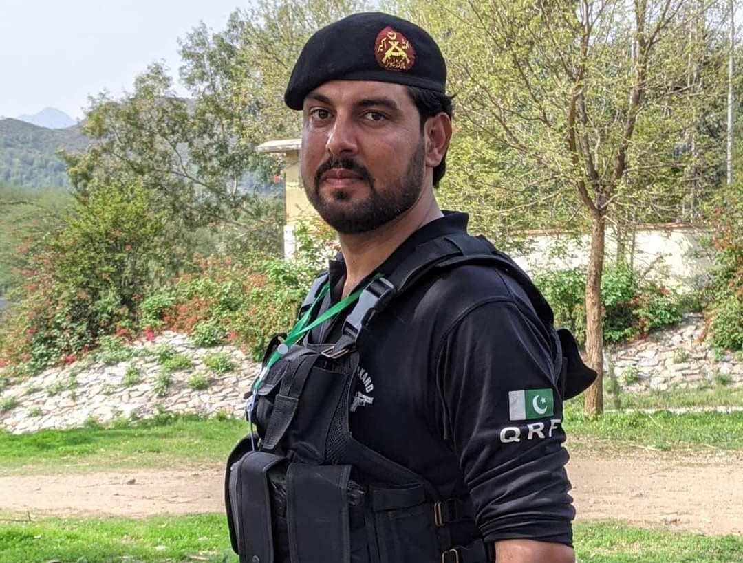 ملاکنڈ لیویز پر گھر بیٹھے اہلکاروں سے رشوت لینے کا الزام برطرف لیوی اہلکار کا سوشل میڈ یا پر  وائرل ویڈیو میں انکشاف