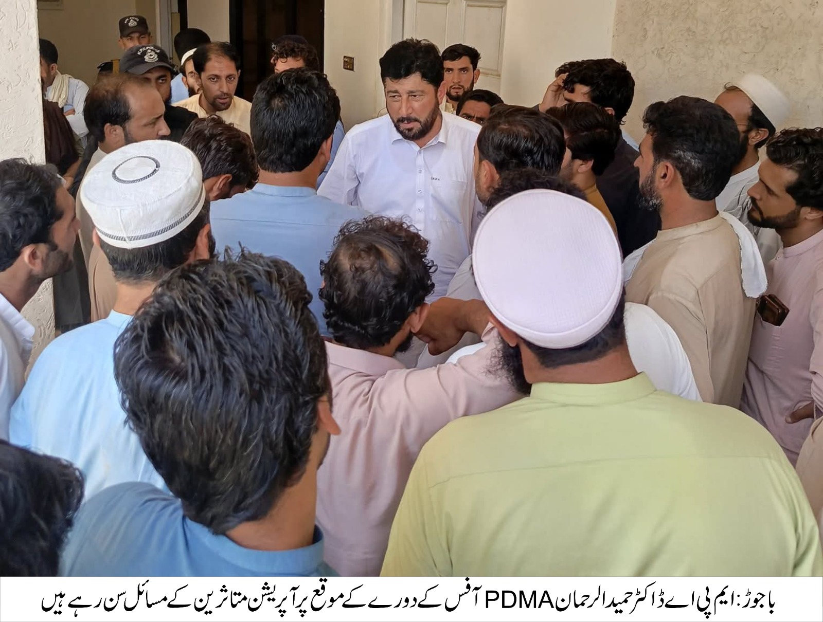 تحصیل ماموند سے عارضی طور پر بے گھر متاثرین کی واپسی کا آغاز، ترخو گاوں کے عوام واپس جاسکتے ہیں