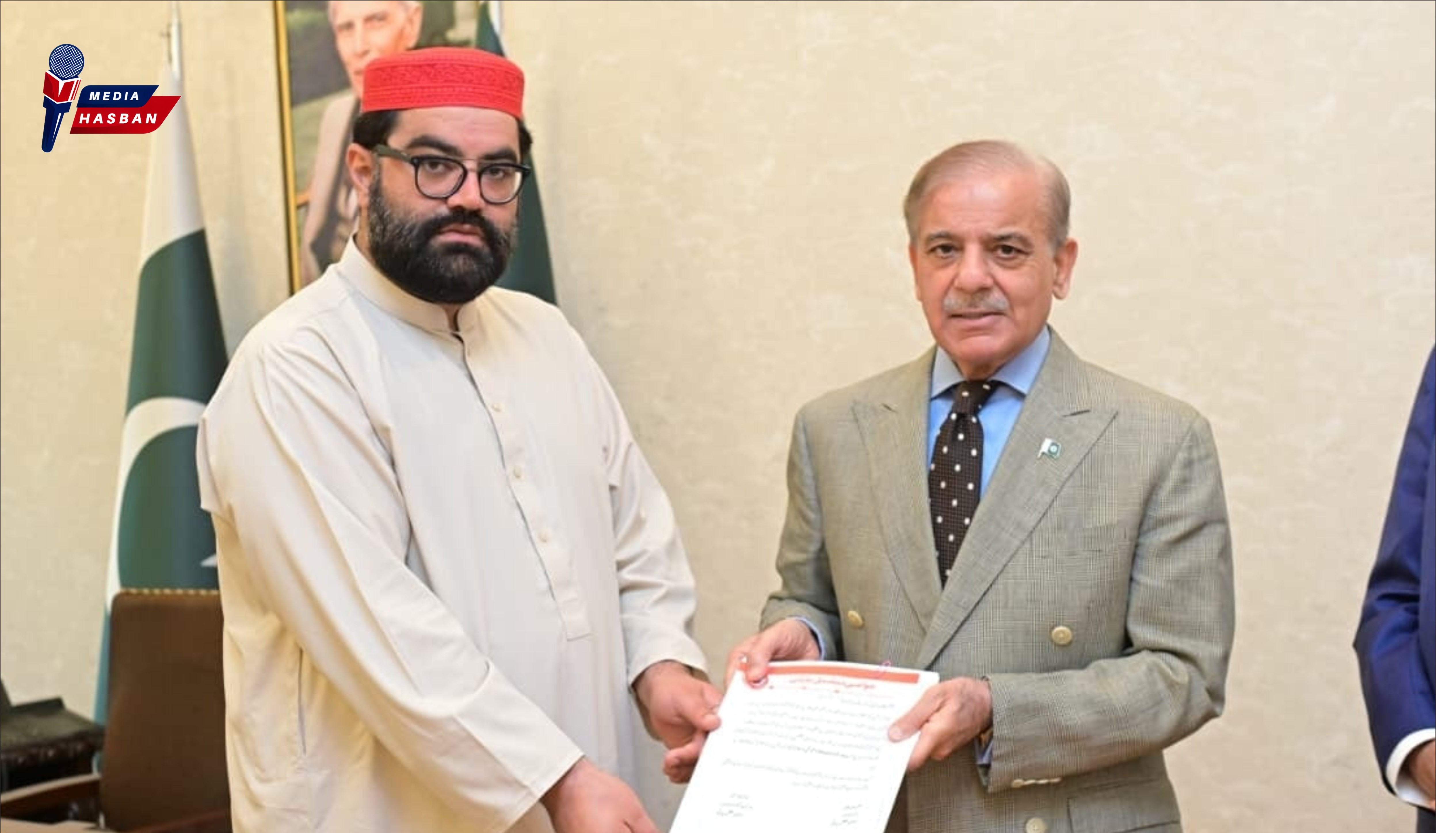  سینیٹر ایمل ولی خان کا وزیراعظم  میاں شہباز شریف سے ملاقات