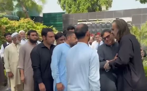 علی امین گنڈا پور نے وزیر اعلیٰ ہاؤس خالی کر دیا۔