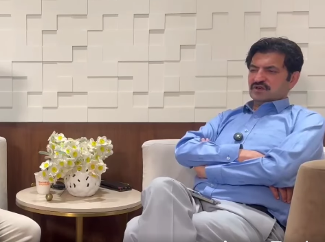  مولانا فضل الرحمان اپنا وزیرا علی نہ لانے پر غصہ ہے، شیر افضل مروت