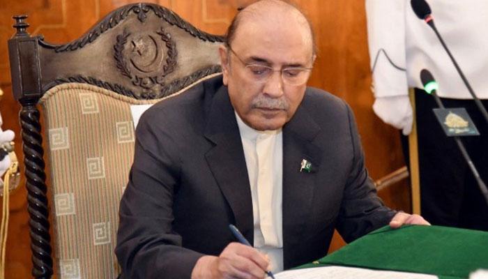 صدر مملکت نے آرمی، نیوی اور ائیرفورس ترمیمی بلز کی منظوری دیدی۔