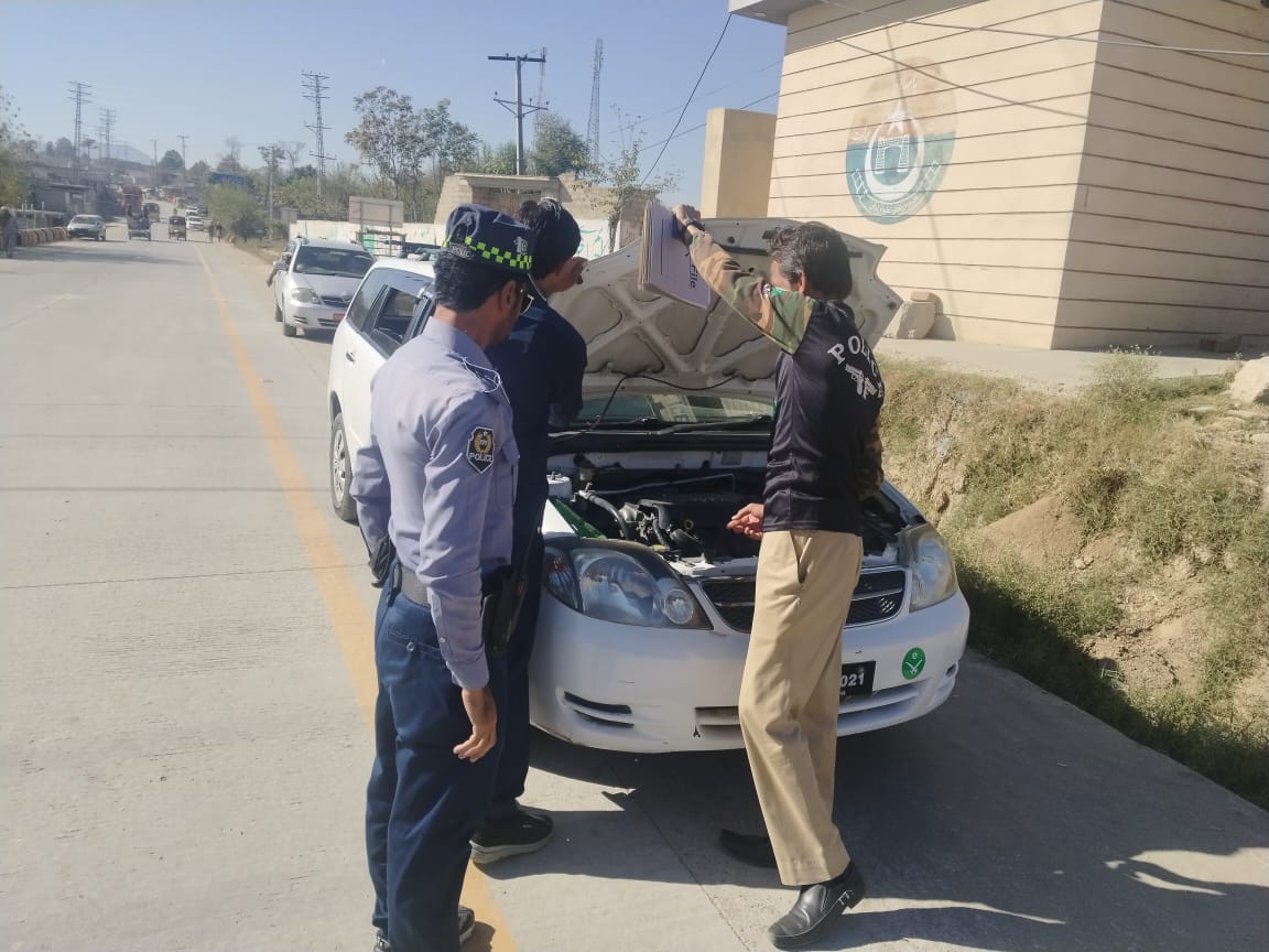 این سی پی (نان کسٹم پیڈ) گاڑیوں کے خلاف کارروائیاں تیز کر دی گئی