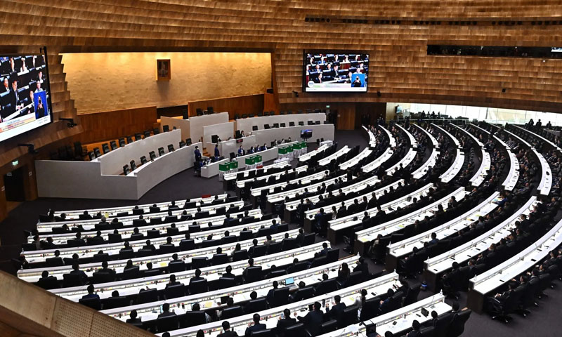 تھائی لینڈ کے وزیر اعظم نے پارلیمنٹ تحلیل کر دی ۔