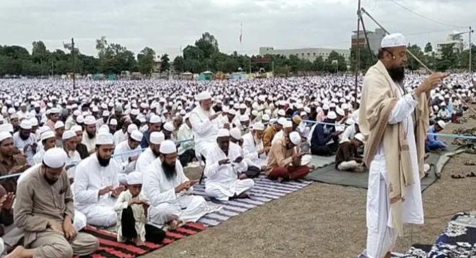 ملک میں باران رحمت کیلئے نماز استسقاء کی ادائیگی۔