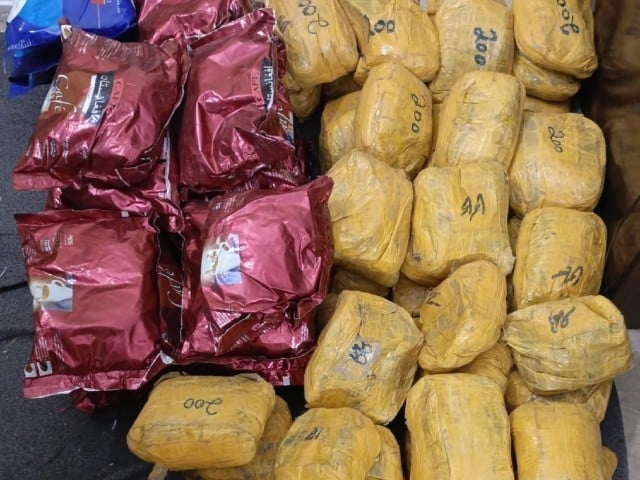 خیبر پختوخوا میں 3 ماہ میں 1762 کلومنشیات برآمد 112   ملزمان گرفتار