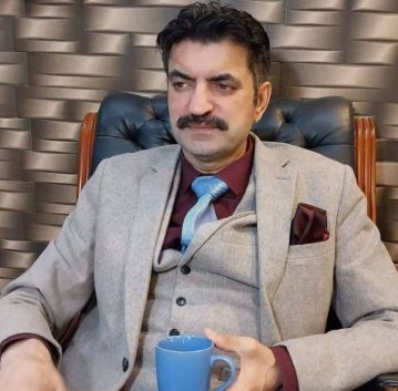 شیر افضل مروت کے تہلکہ خیز دعوے، پارٹی قیادت اور علیمہ خان پر سنگین الزامات عائد