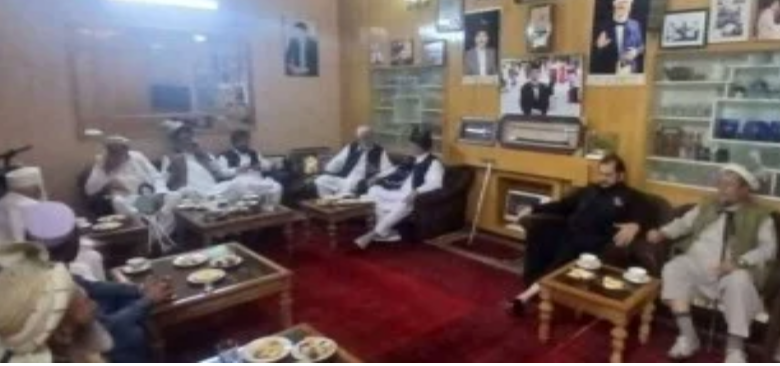 پشاور میں قبائلی جرگہ کا اہم اجلاس، خطے کی صورتحال پر غیر معمولی مؤقف سامنے آگیا