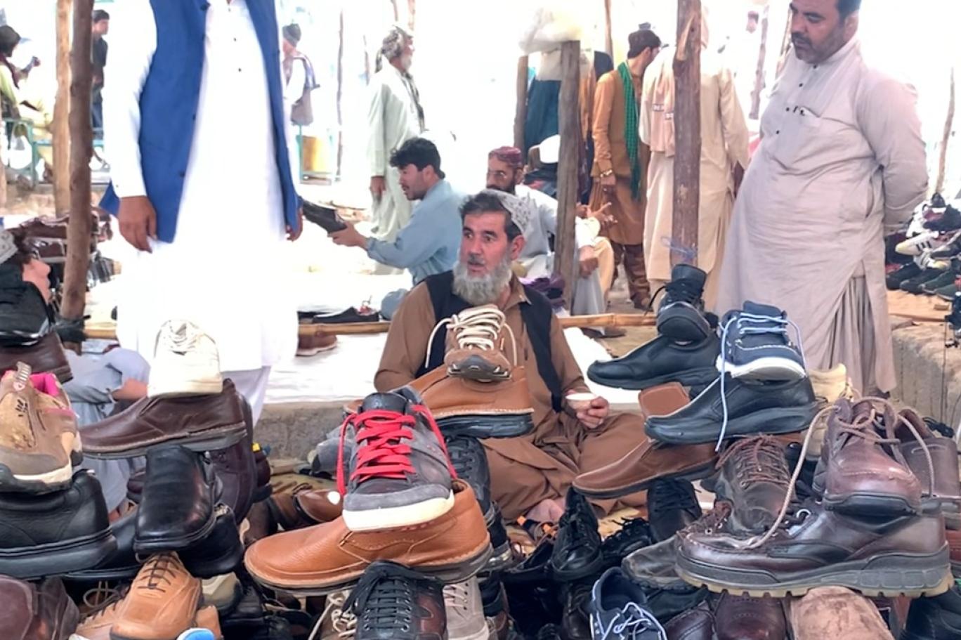 پاکستان کی فٹ ویئر مارکیٹ کا بڑا حصہ استعمال شدہ جوتوں کے قبضے میں، مقامی صنعت چیلنجز کا شکار