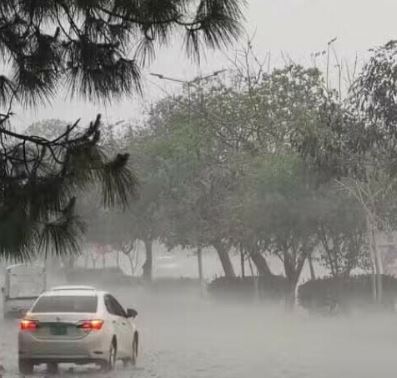 طوفانی بارشیں اور سیلابی خطرات، ملک بھر میں الرٹ جاری، انتظامیہ ہائی الرٹ