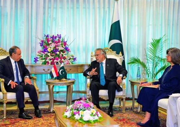  خطے کی صورتحال پر بڑے فیصلوں کے اشارے، اسلام آباد میں سفارتی گہماگہمی—ترکیہ اور مصر سے اہم مشاورت،