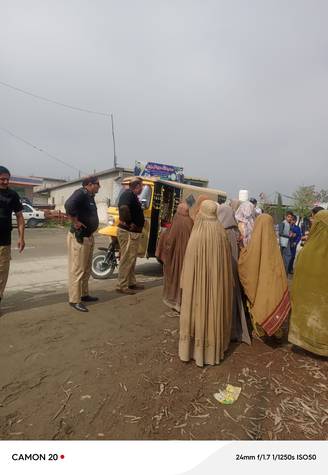 باجوڑ۔ ڈسٹرکٹ پولیس آفیسر باجوڑ محمد خالد کی ہدایت پر ضلع بھر میں پیشہ ور گداگروں کے خلاف کریک ڈاؤن، متعدد افراد ضلع بدر