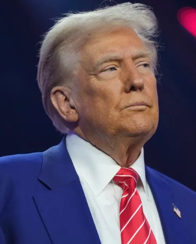 ڈونلڈ ٹرمپ ہار مان گئے ، آبنائے ہرمز کھلوانے سے پیچھے ہٹ گئے 