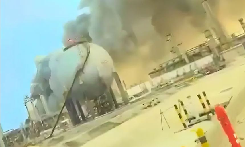 سعودی عرب   میں آئل ریفائنری پر ڈرون حملہ۔