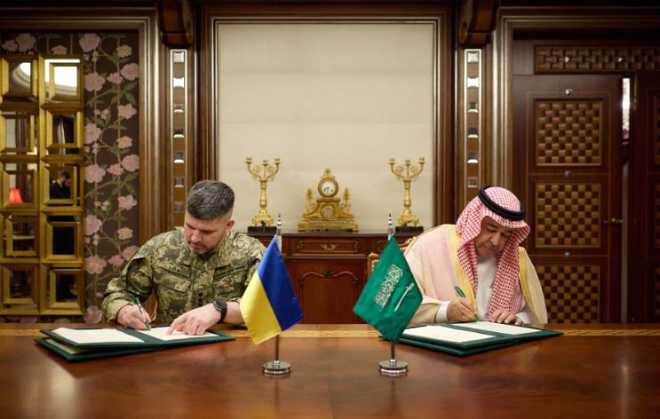 سعودی عرب اور یوکرین  کے درمیان دفاعی معاہدہ طے پا گیا۔
