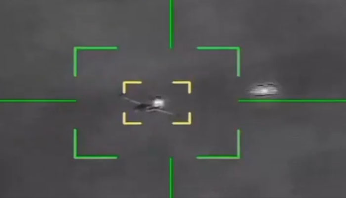 تہران: پاسداران انقلاب نے امریکی طیارے کو مار گرائے جانے کی ویڈیو جاری کردی۔