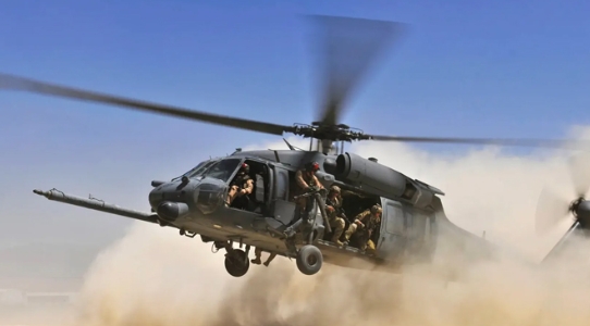 ایران میں تباہ شدہ امریکی جنگی طیارہ ایف 15 کے ایک پائلٹ کی بازیابی کا دعویٰ 