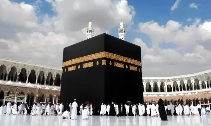سعودی عرب میں نئے عمرہ سیزن کا آغاز، ویزوں کا اجرا شروع