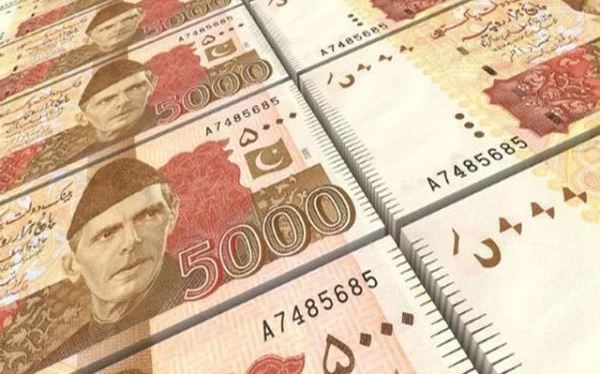 قومی قرضہ نئی بلند ترین سطح پر، ایک سال میں تقریباً 7 ہزار ارب روپے کا اضافہ
