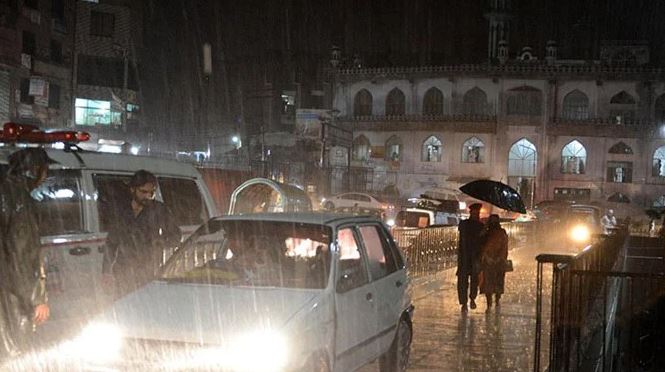 خیبرپختونخوا میں آندھی اور طوفان، 20 سے زائد افراد زخمی