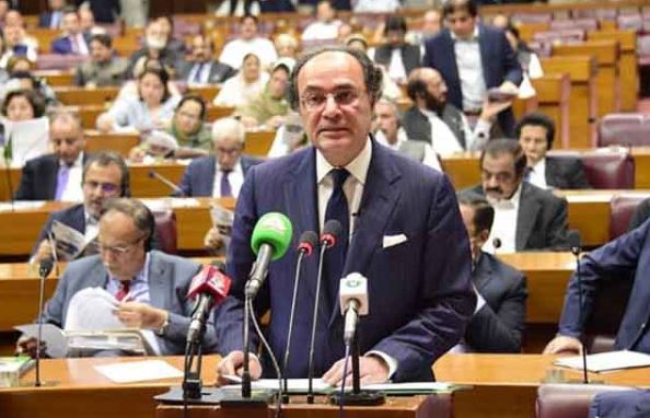 وفاقی بجٹ آج پیش ہوگا، تنخواہ دار طبقے کو بڑا ریلیف، الیکٹرک گاڑیوں اور کرپٹو پر اہم فیصلے متوقع