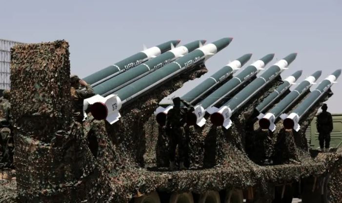 ایران کا بڑا دعویٰ، شام میں امریکی مرکز پر حملے کا اعلان، آبنائے ہرمز سے تیل و گیس روکنے کی بھی دھمکی