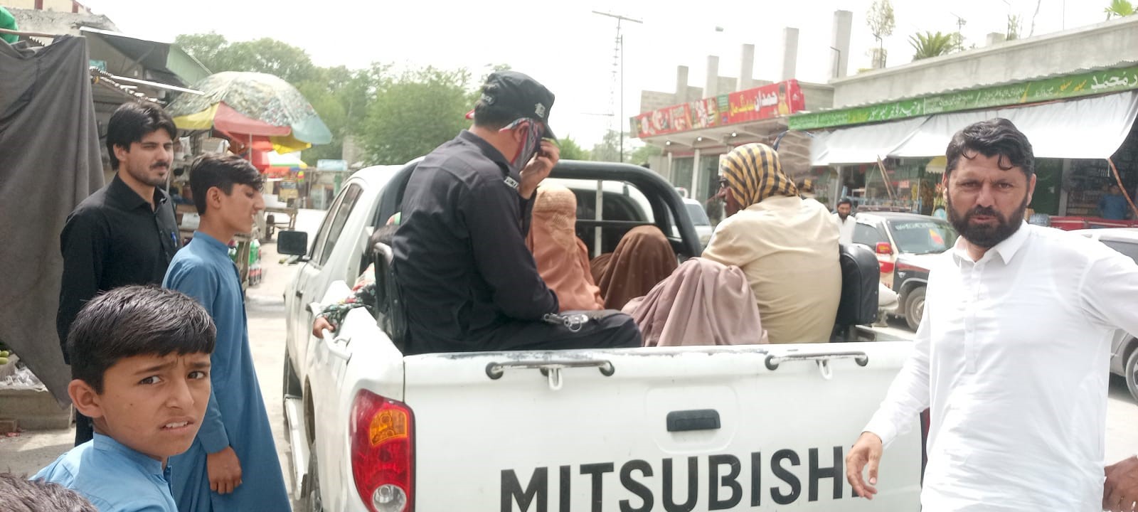اب خیبر پختونخوا میں بھیک مانگنے پر ہوگی سیدھی جیل اور بھاری جرمانہ! حکومت نے نئے قانون کا مسودہ تیار کر لیا