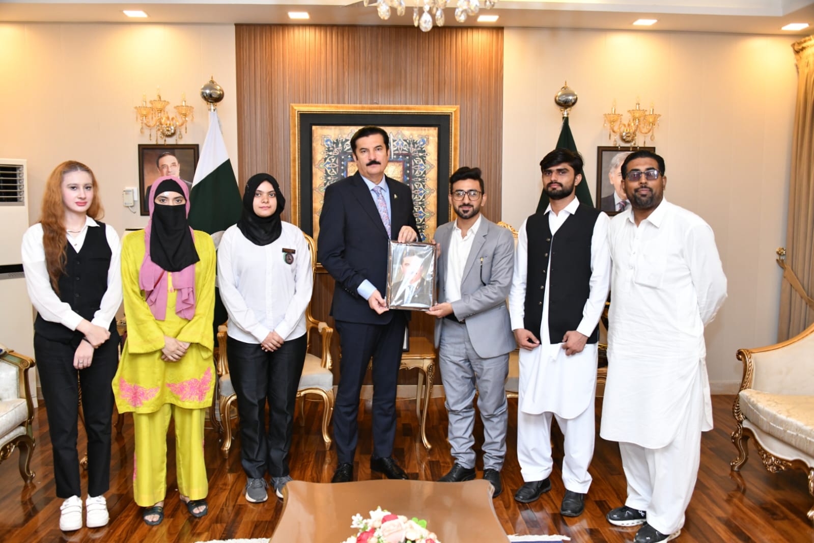  یوتھ ڈویلپمنٹ پروگرام نوجوانوں کیلئے ایک بہترین پلیٹ فارم ہے۔ فیصل کریم کنڈی