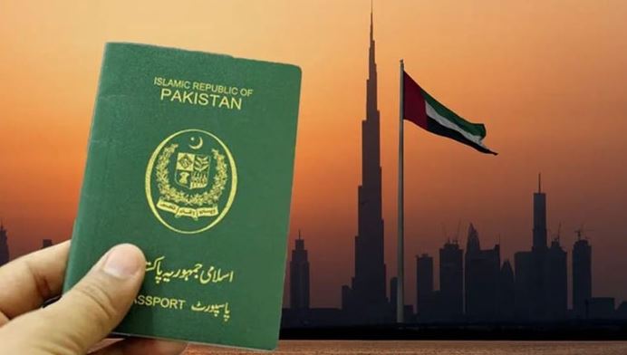 پاکستانی شہریوں کے لیے بڑی خوشخبری،متحدہ عرب امارات کے وزٹ ویزے دوبارہ بحال