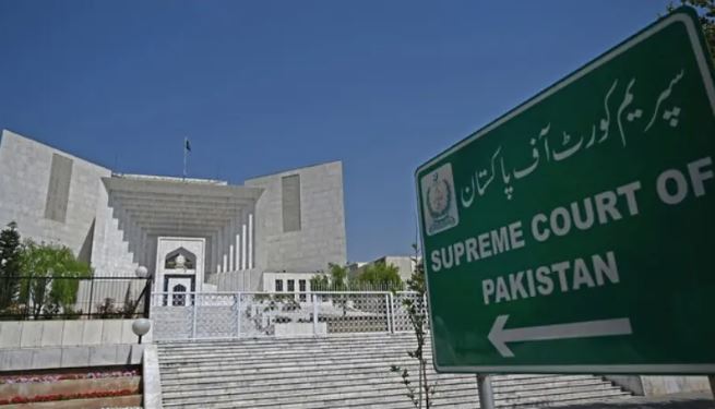 عمران خان کی اسپتال منتقلی کا معاملہ، حکومت نے سپریم کورٹ سے دوبارہ رجوع کرلیا