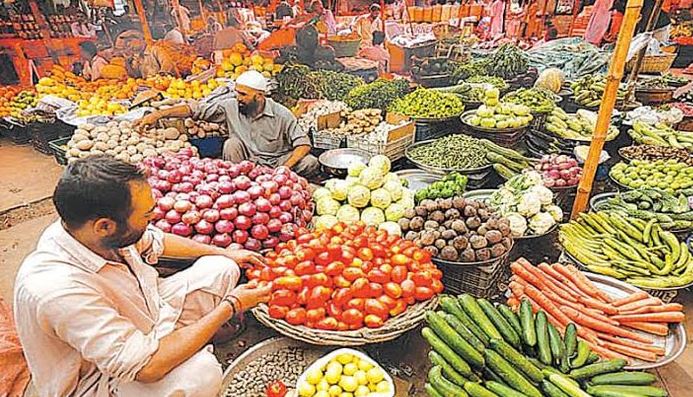 پیٹرول مہنگا ہونے کے بعد مہنگائی کا نیا وار، ہفتہ وار شرح میں مزید اضافہ