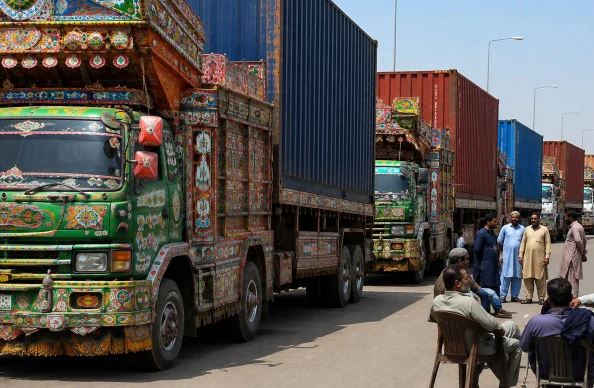 گڈز ٹرانسپورٹرز کی ہڑتال 5ویں روز بھی جاری،سپلائی متاثر، حکومت سے مذاکرات ایک بار پھر ناکام