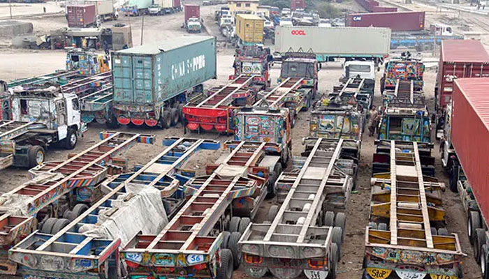 حکومت سے مذاکرات ناکام، آل پاکستان گڈز ٹرانسپورٹ کی ہڑتال چوتھے روز بھی جاری