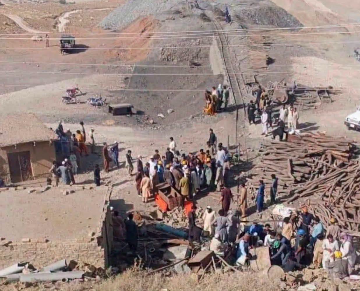 شانگلہ کے 28 نوجوان مزدور جاں بحق، ایک ہی گاؤں میان کلے کے 23 جنازے اٹھنے پر کہرام مچ گیا