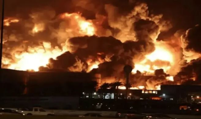 ریاض میں صوفہ فیکٹری میں خوفناک آتشزدگی، 16 بنگلہ دیشی شہری جان سے گئے