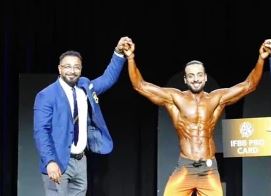 پاکستانی باڈی بلڈر کا عالمی میدان میں دھماکا، محمد حمزہ راجا نے مسٹر یونیورس کا ٹائٹل جیت لیا
