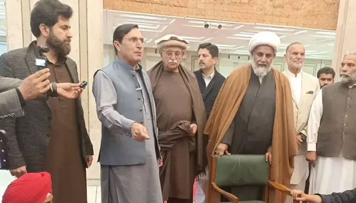  پی ٹی آئی صوبائی حکومت اور عمران خان کے لیے اہم رعایتیں حاصل کرنے کا موقع گنوا بیٹھی